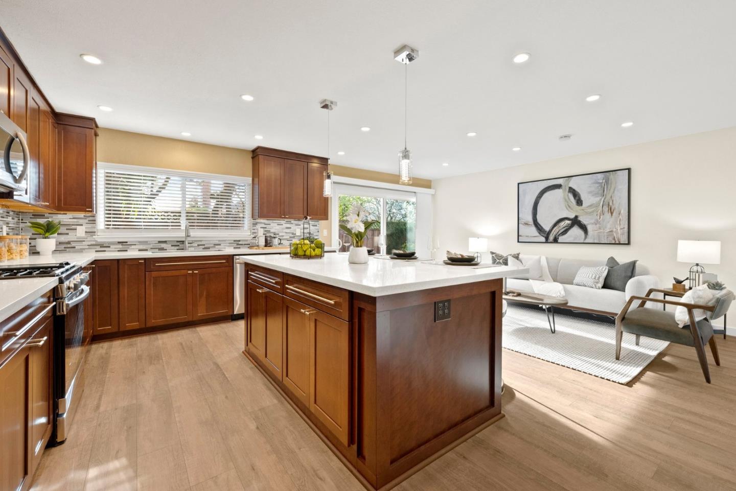 1651 Beach Park BLVD