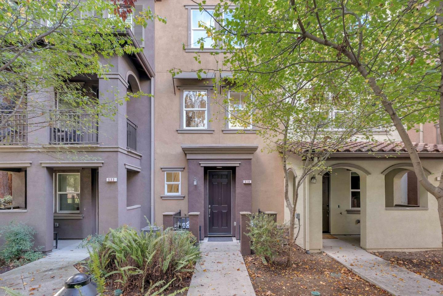 518 Umbria PL