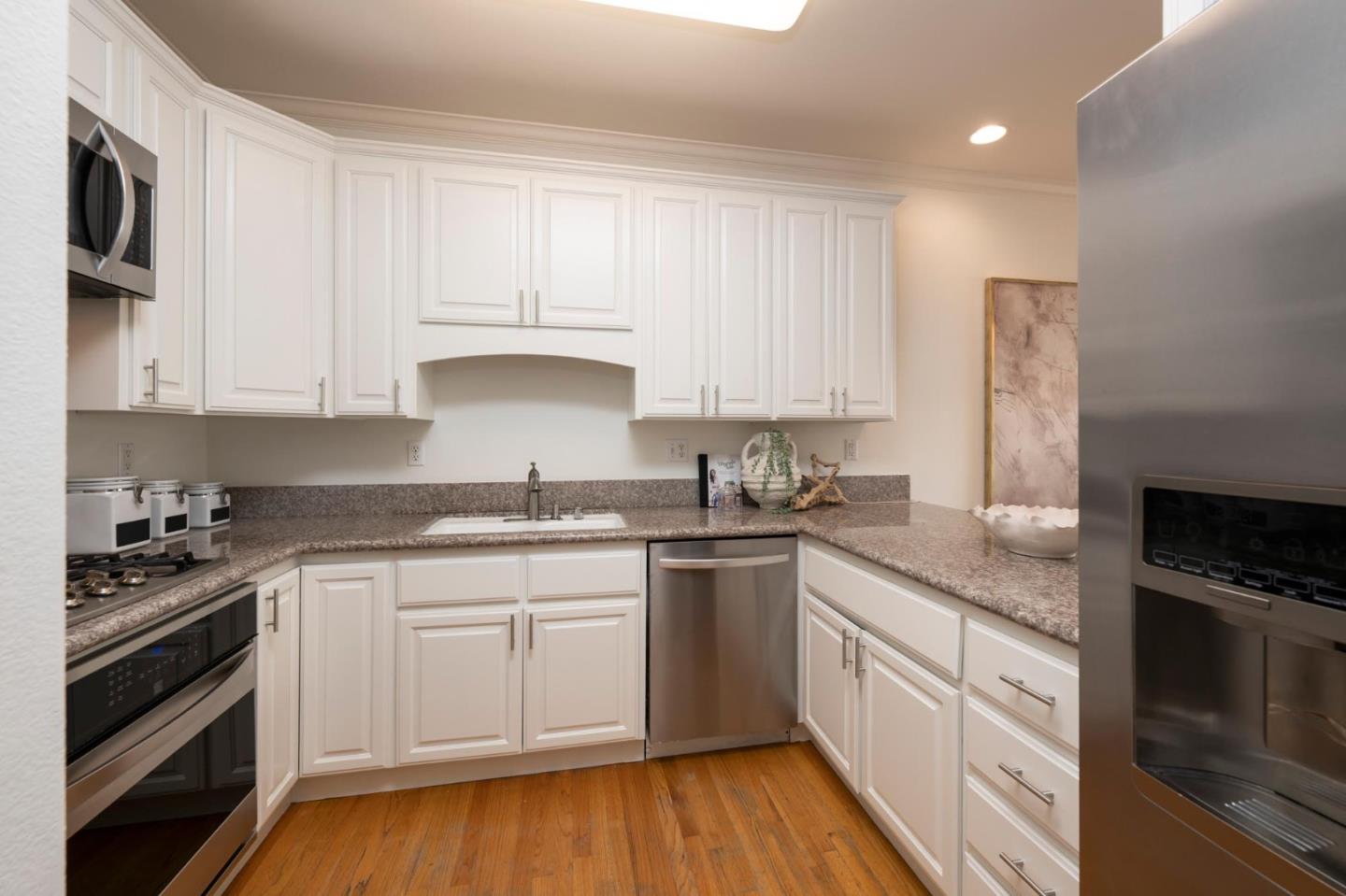 1408 El Camino Real 3