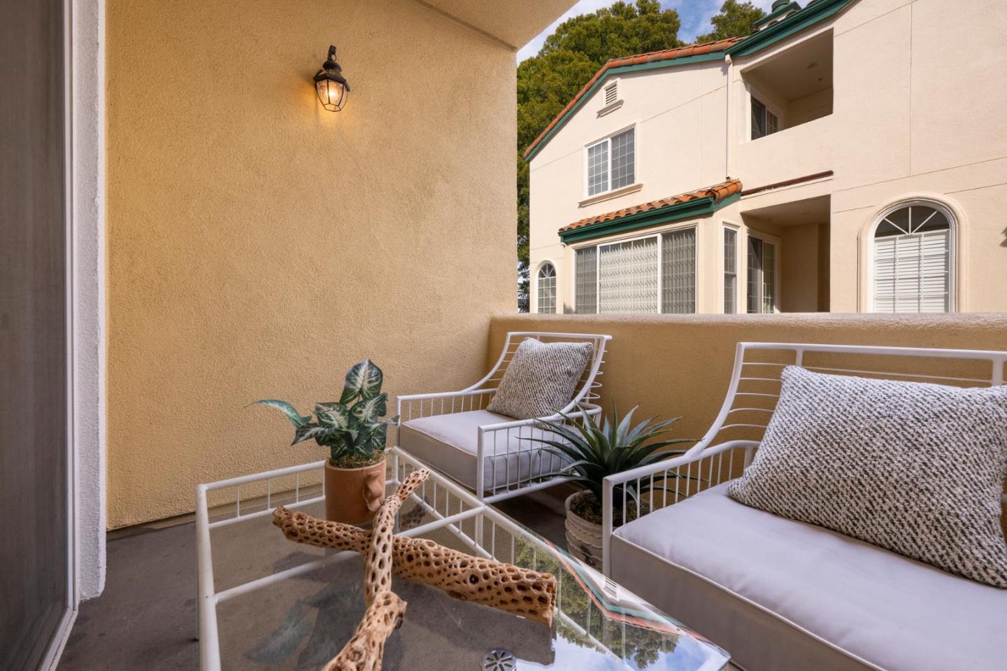 1408 El Camino Real 3