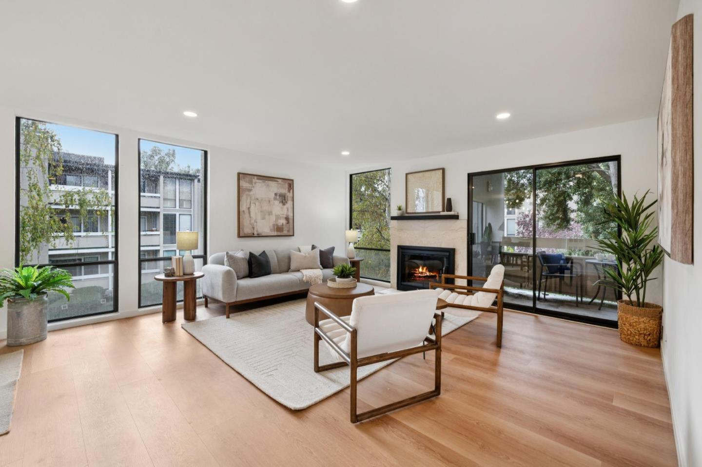 1081 Beach Park Boulevard 206