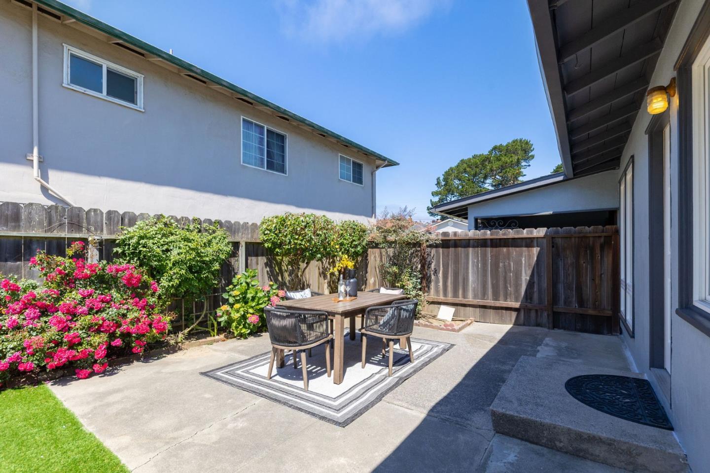 2541 Cottonwood Drive