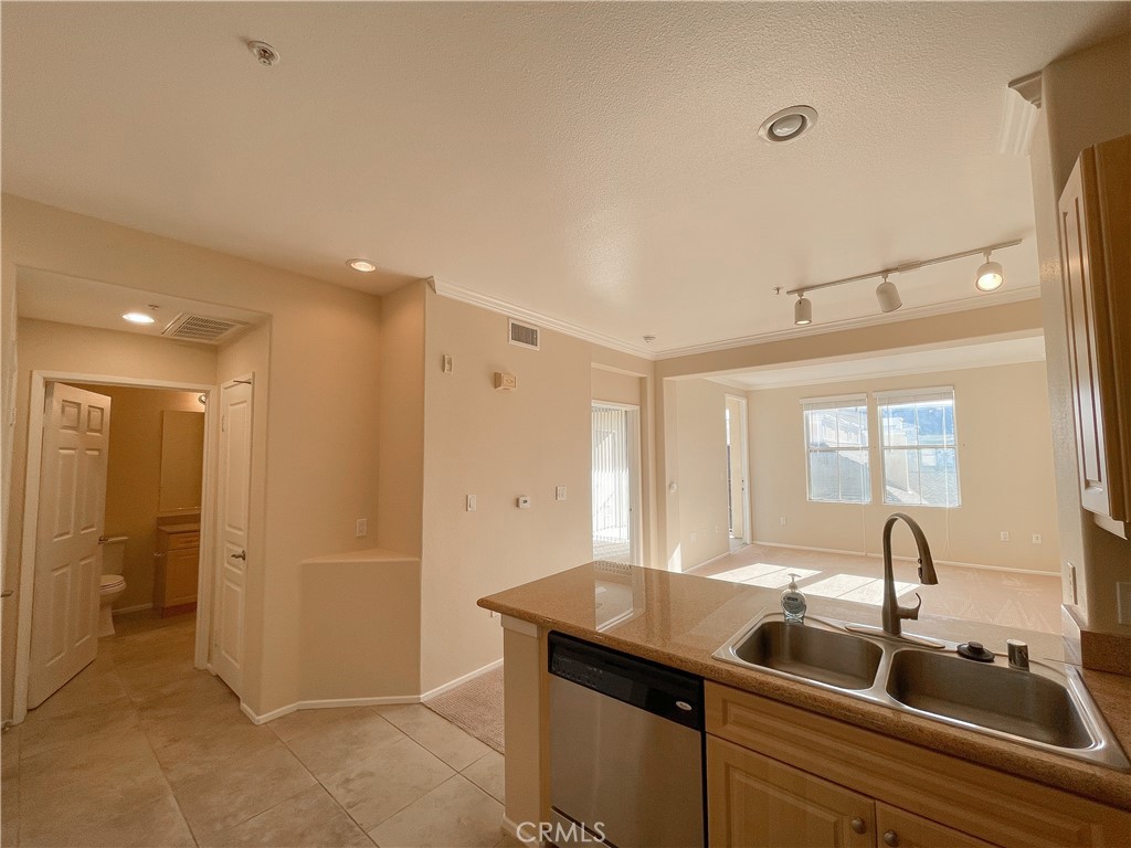 3404 Watermarke Place