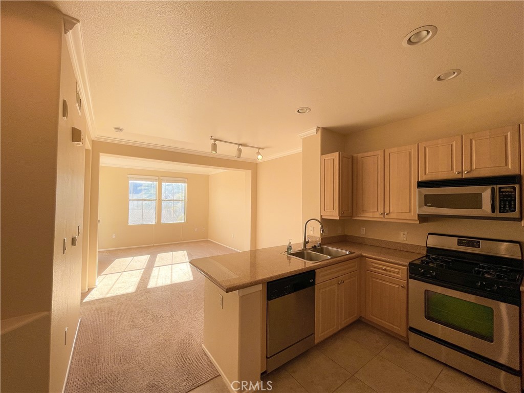 3404 Watermarke Place