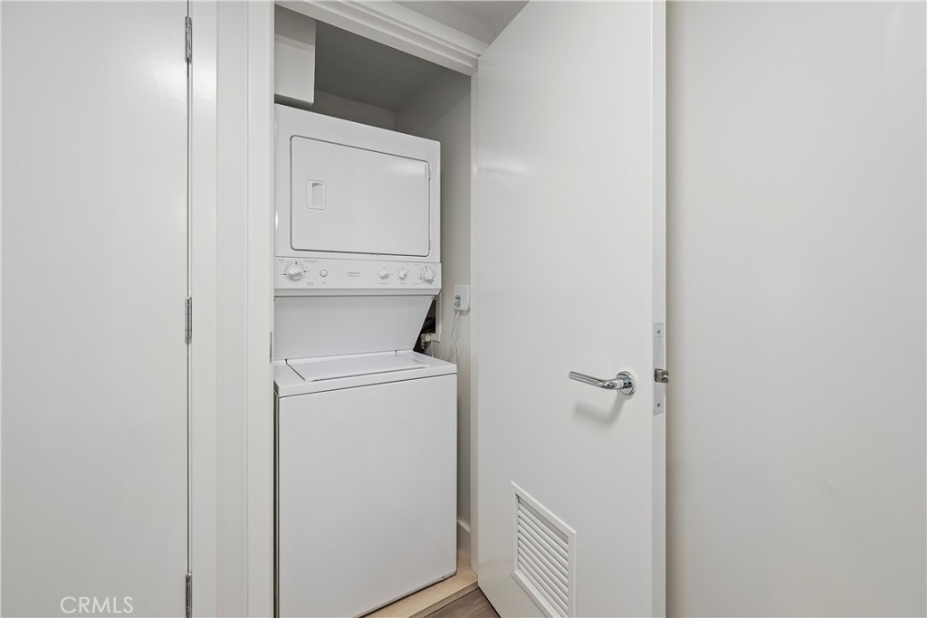 3141 Michelson Drive 907