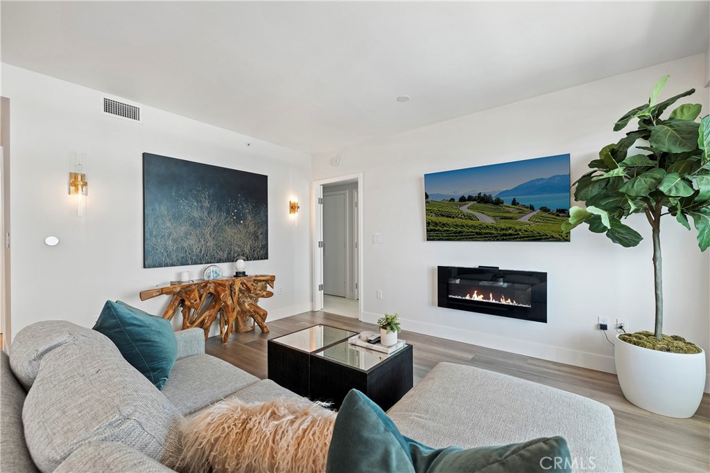 3141 Michelson Drive 907