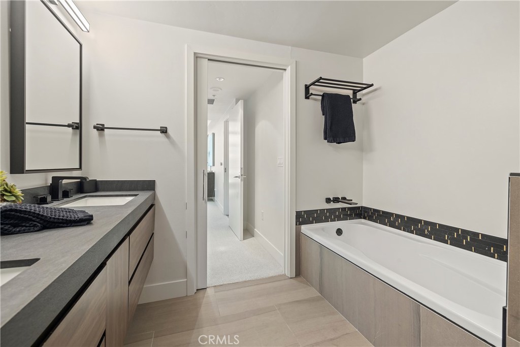 3141 Michelson Drive 907