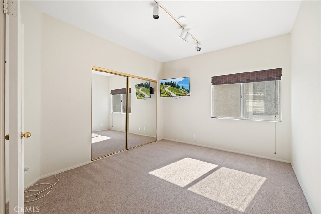 33686 Bridgehampton Drive