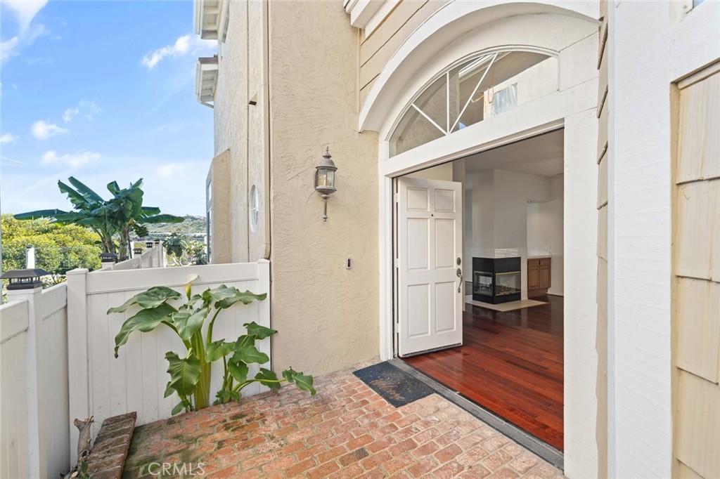 33686 Bridgehampton Drive