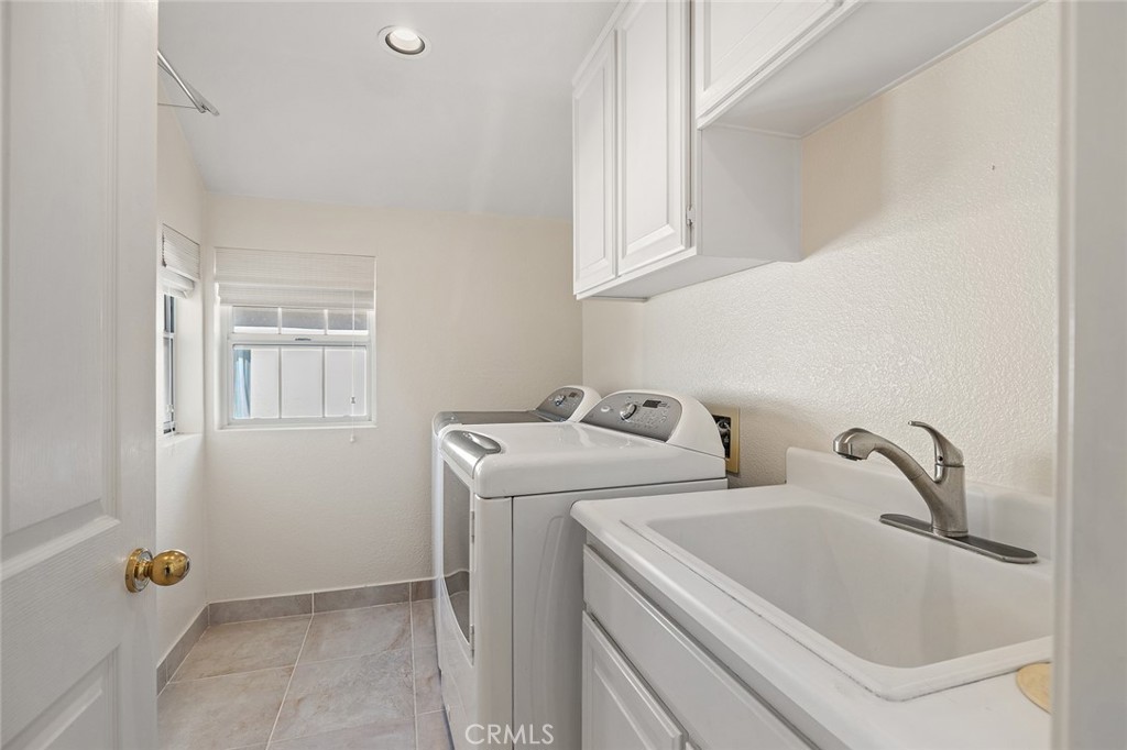 33686 Bridgehampton Drive