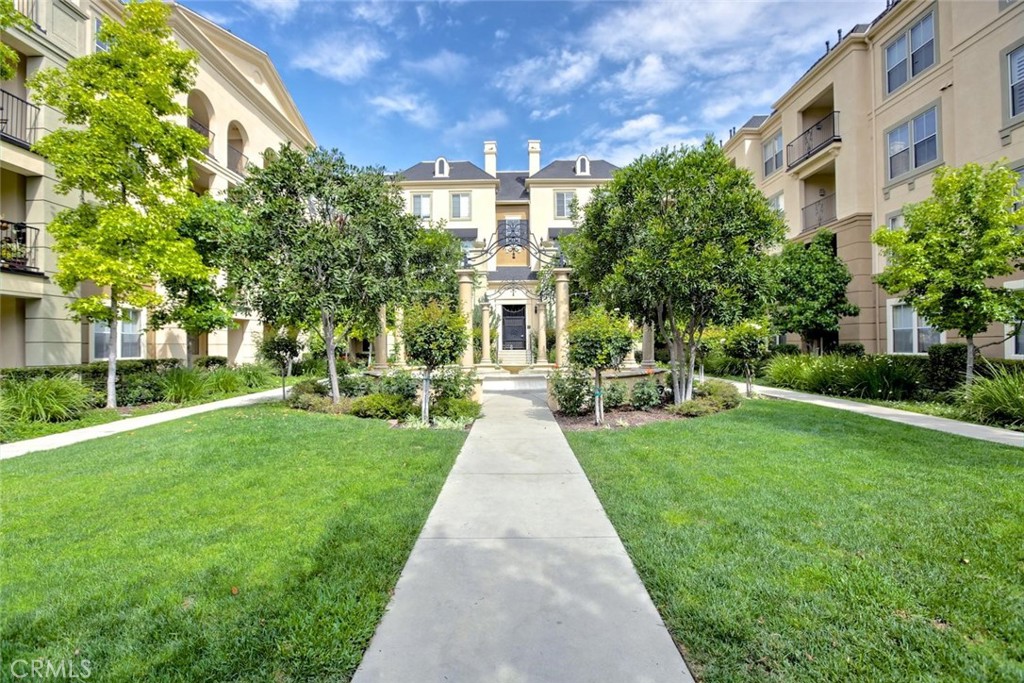 3450 Watermarke Place