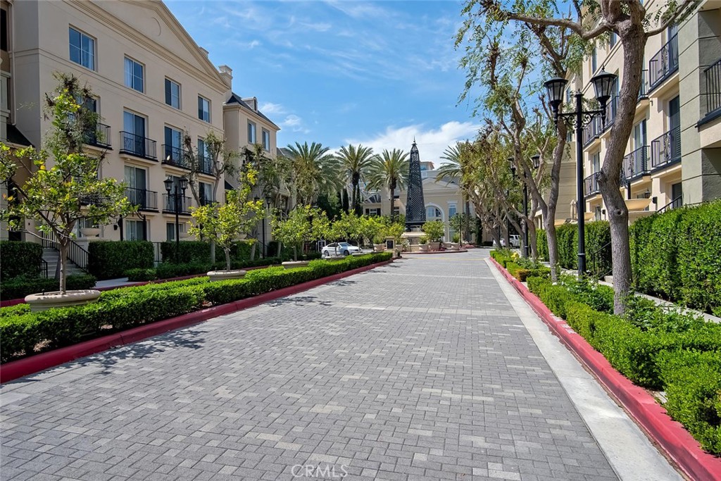 3450 Watermarke Place