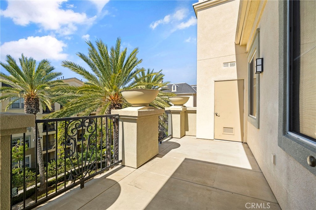 3450 Watermarke Place