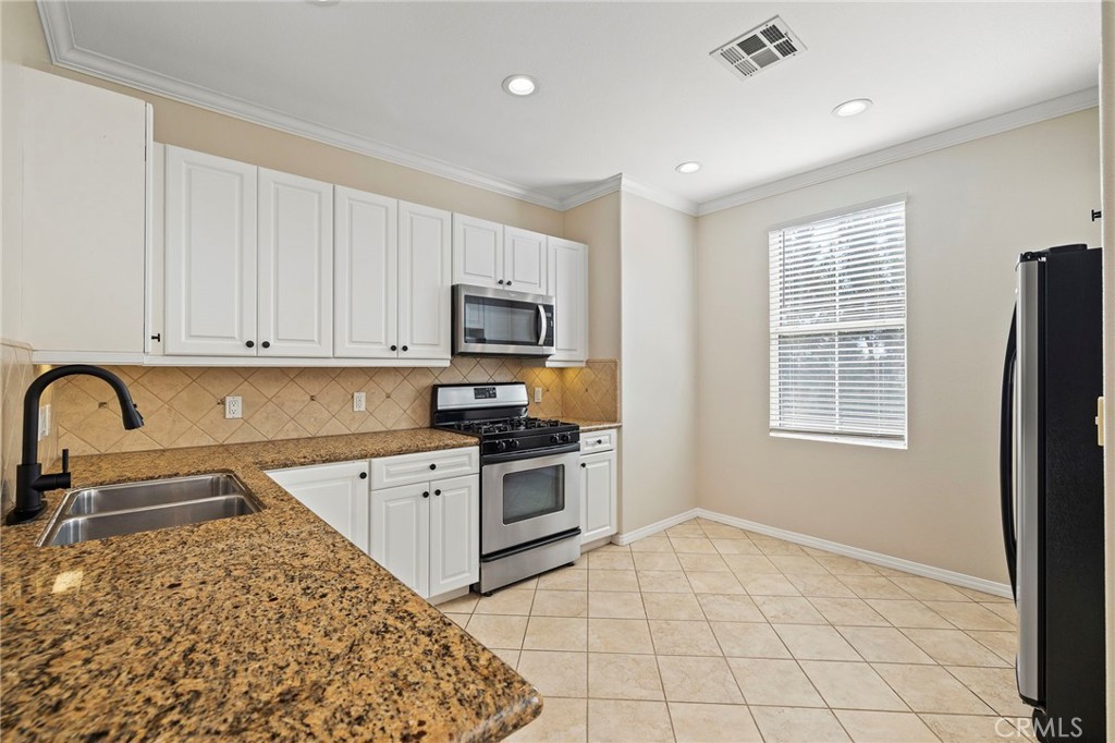 3450 Watermarke Place