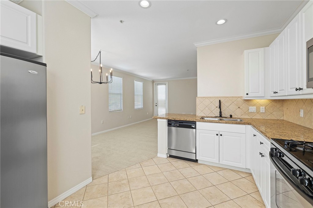 3450 Watermarke Place