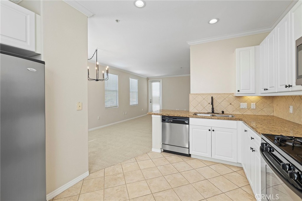 3450 Watermarke Place