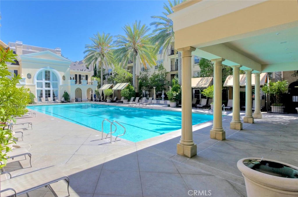 2212 Watermarke Place