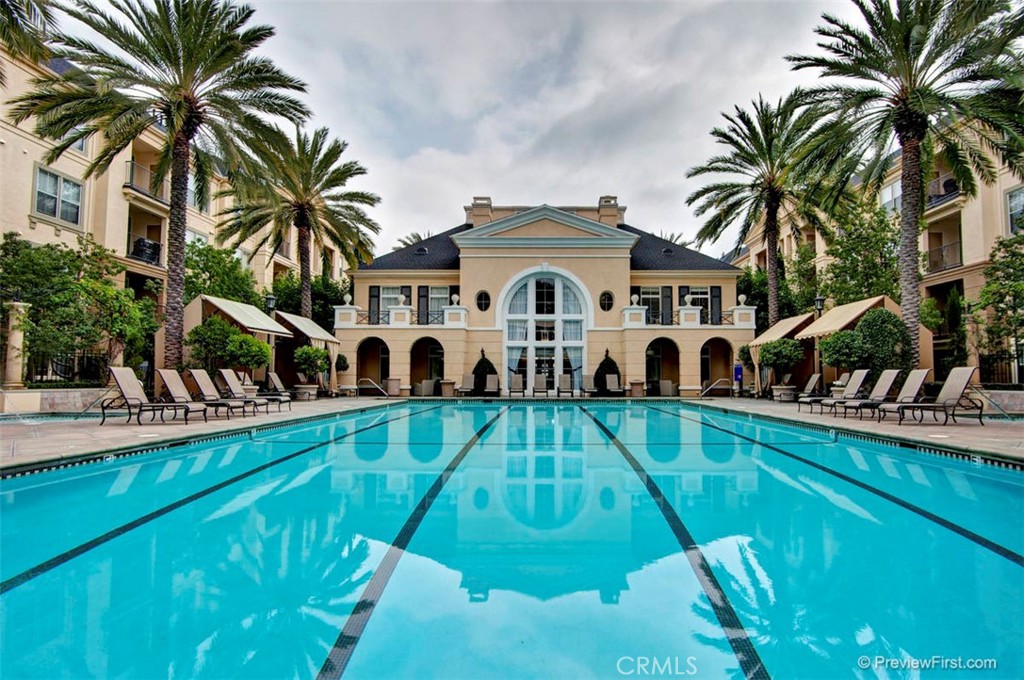 2212 Watermarke Place