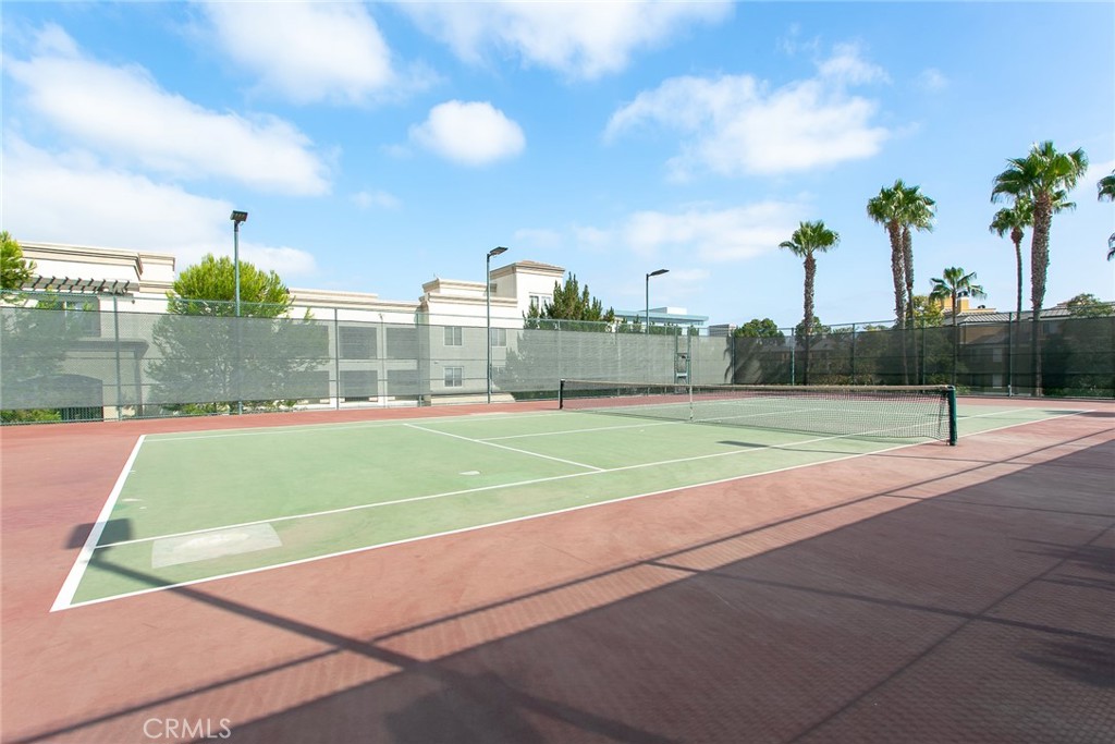 2212 Watermarke Place