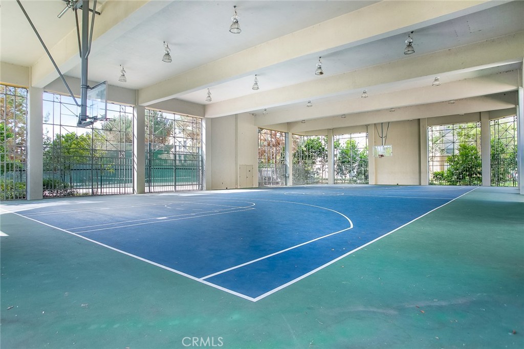 2212 Watermarke Place