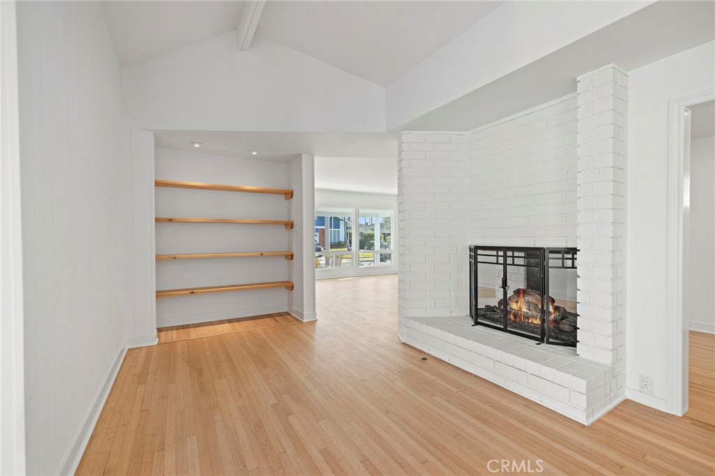 625 Beachcomber Drive