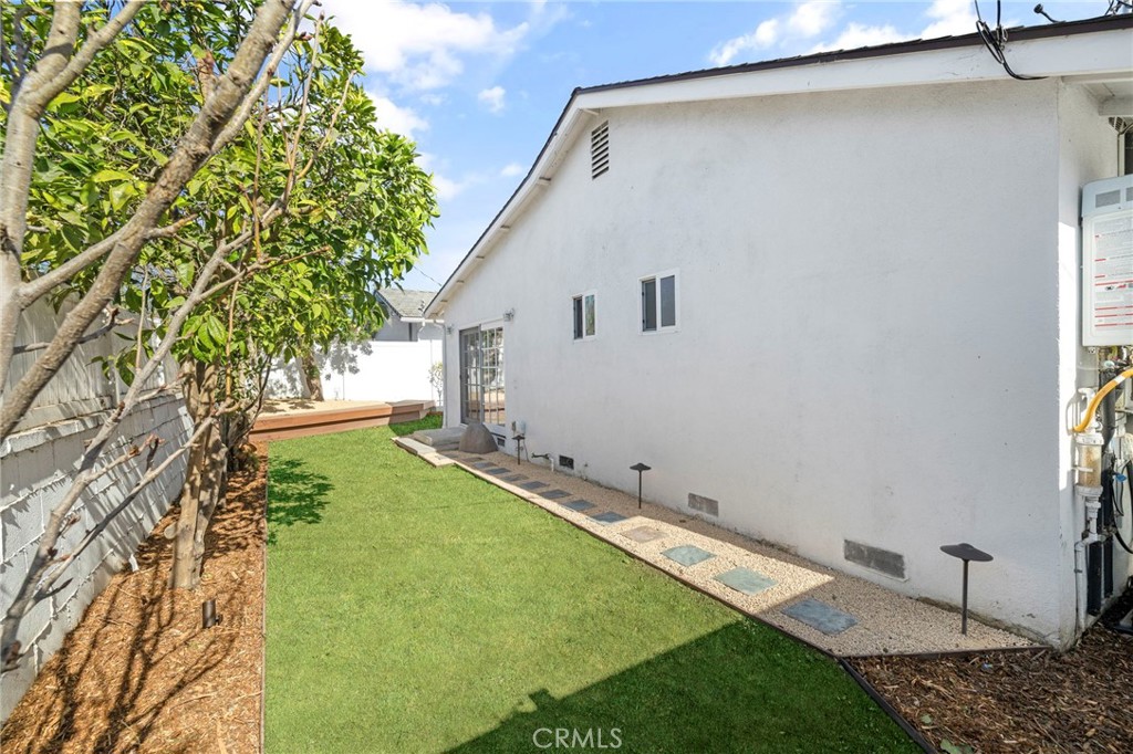 625 Beachcomber Drive