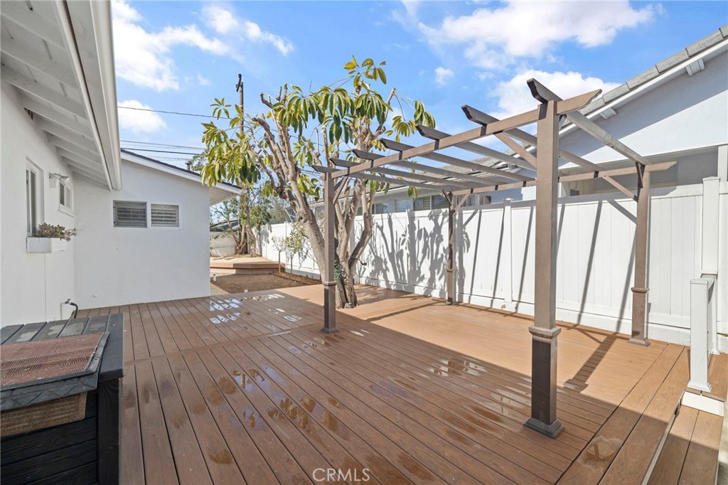 625 Beachcomber Drive