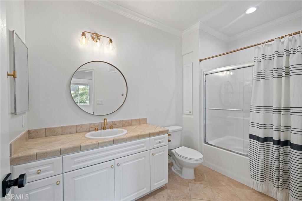 3459 Watermarke Place