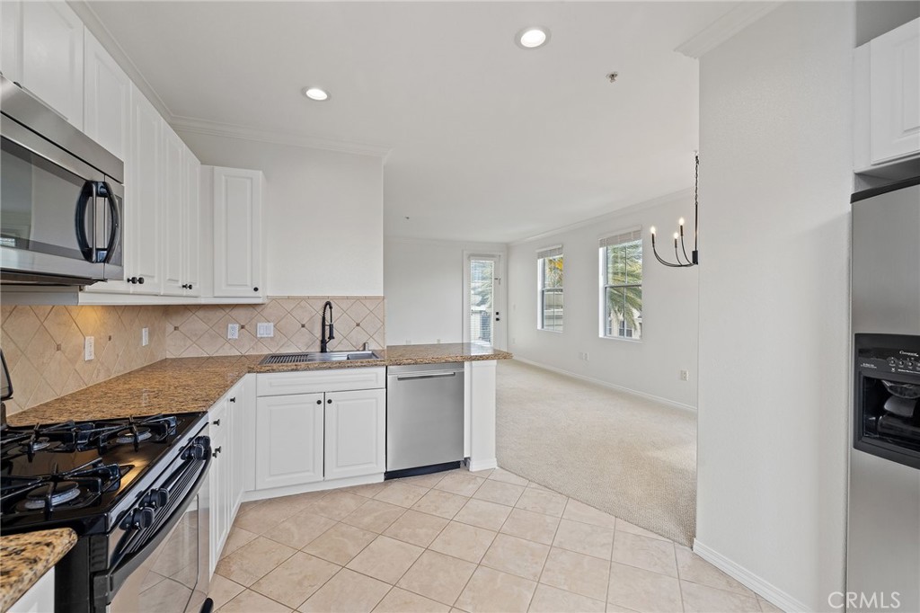 3459 Watermarke Place