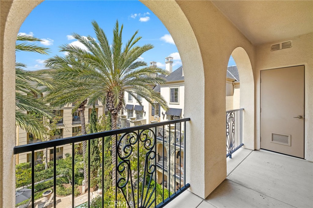 3451 Watermarke Place