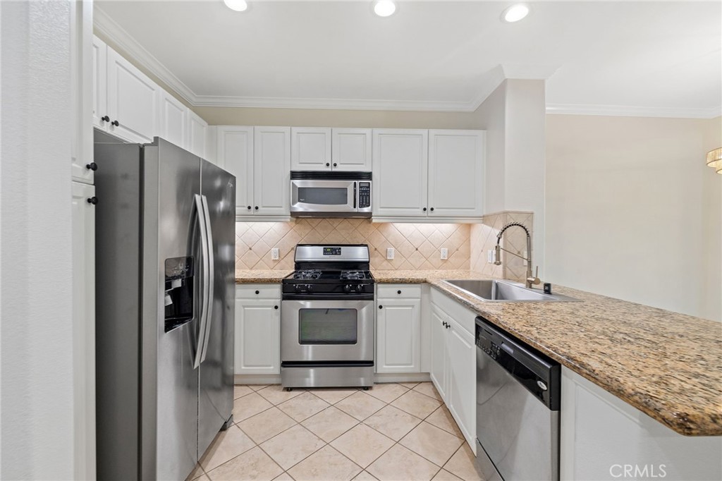 3451 Watermarke Place