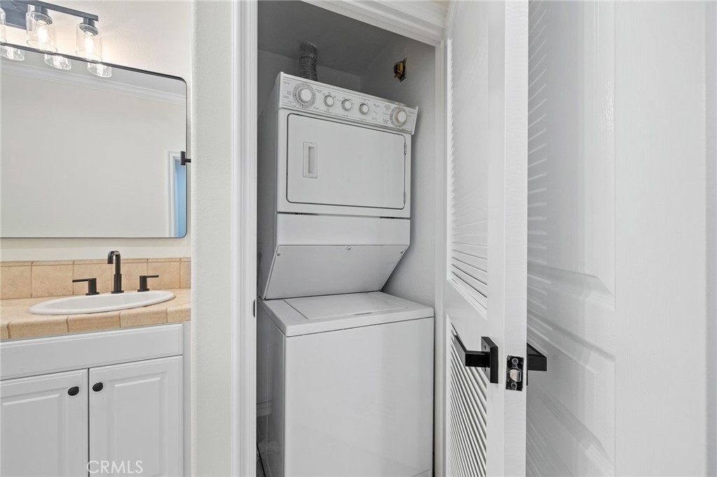 3451 Watermarke Place