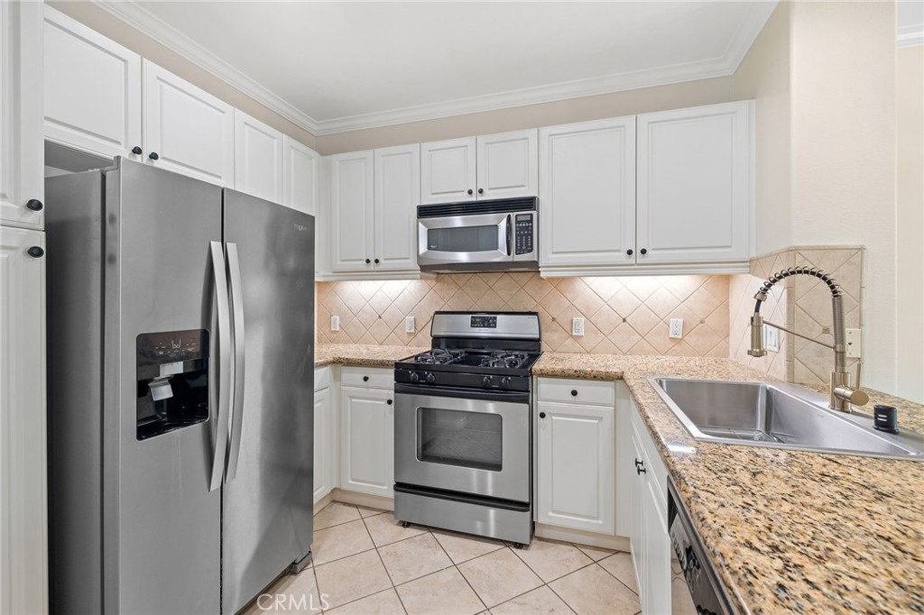 3451 Watermarke Place