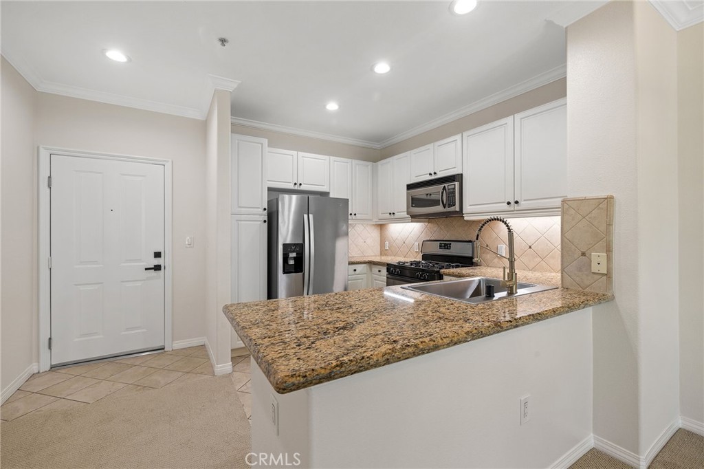 3451 Watermarke Place