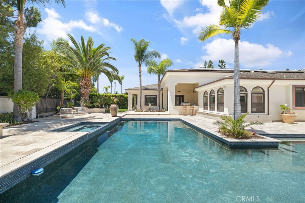 18812 Smoketree Circle