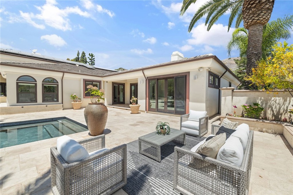 18812 Smoketree Circle