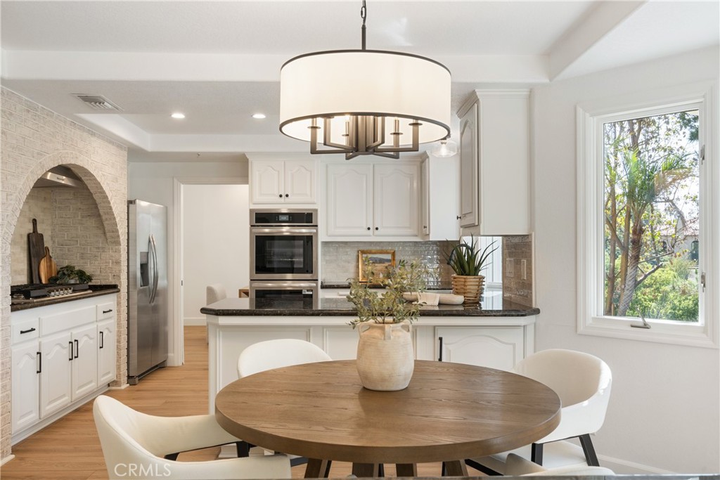 18571 Buena Vista Avenue