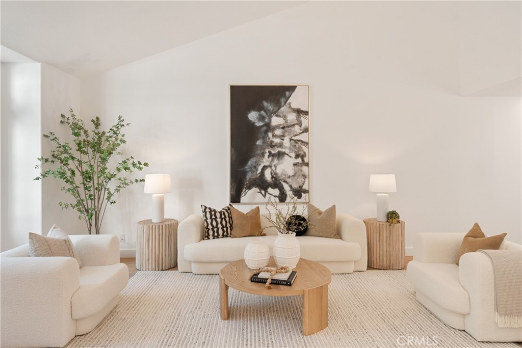 18571 Buena Vista Avenue