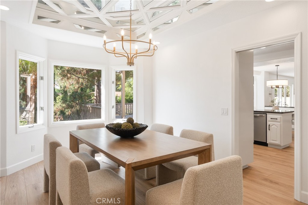 18571 Buena Vista Avenue