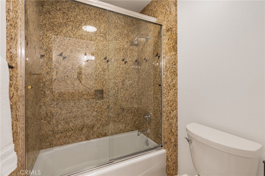 18571 Buena Vista Avenue