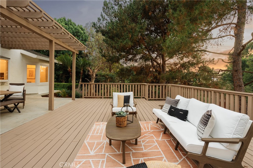 18571 Buena Vista Avenue