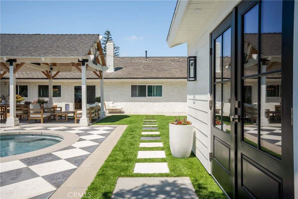 13822 Henstridge Circle