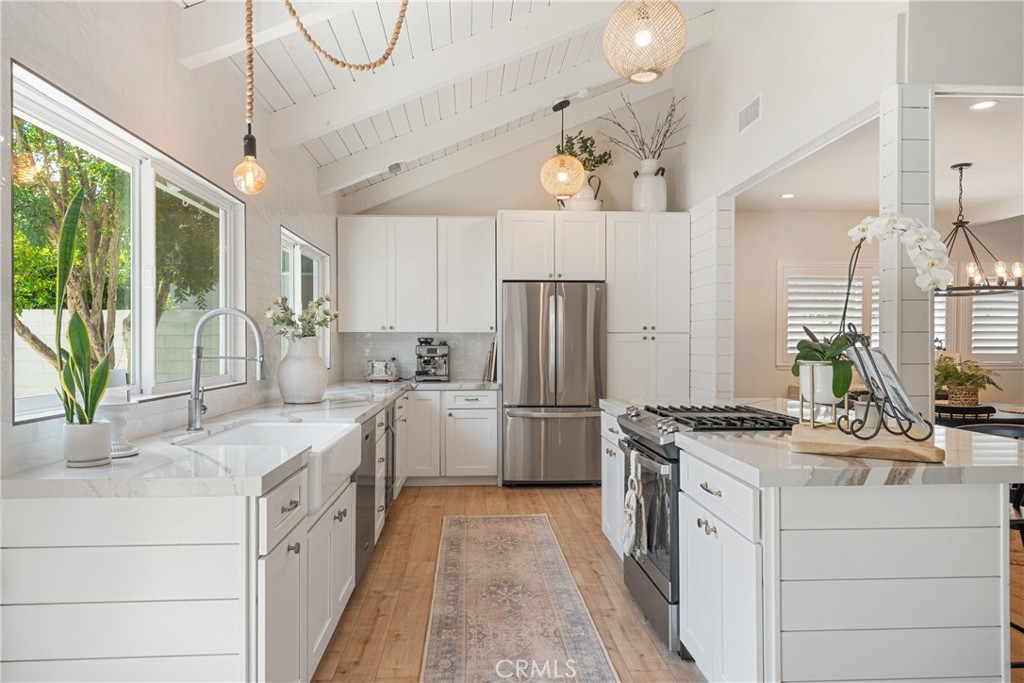 13822 Henstridge Circle