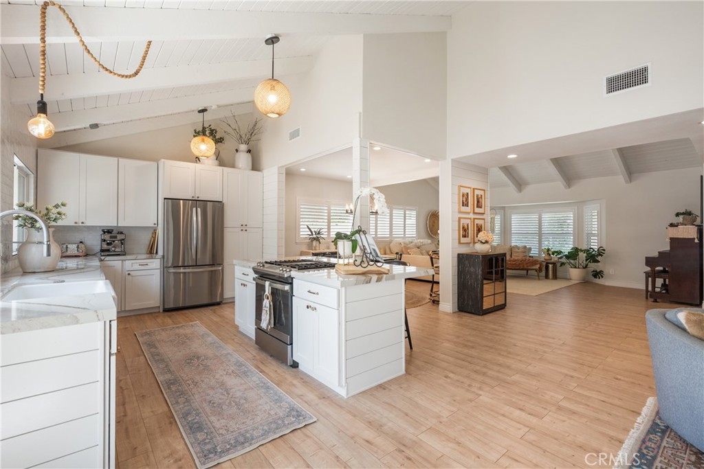 13822 Henstridge Circle