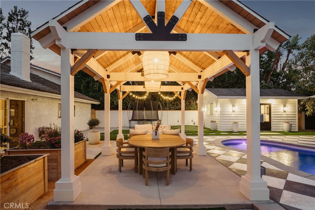 13822 Henstridge Circle