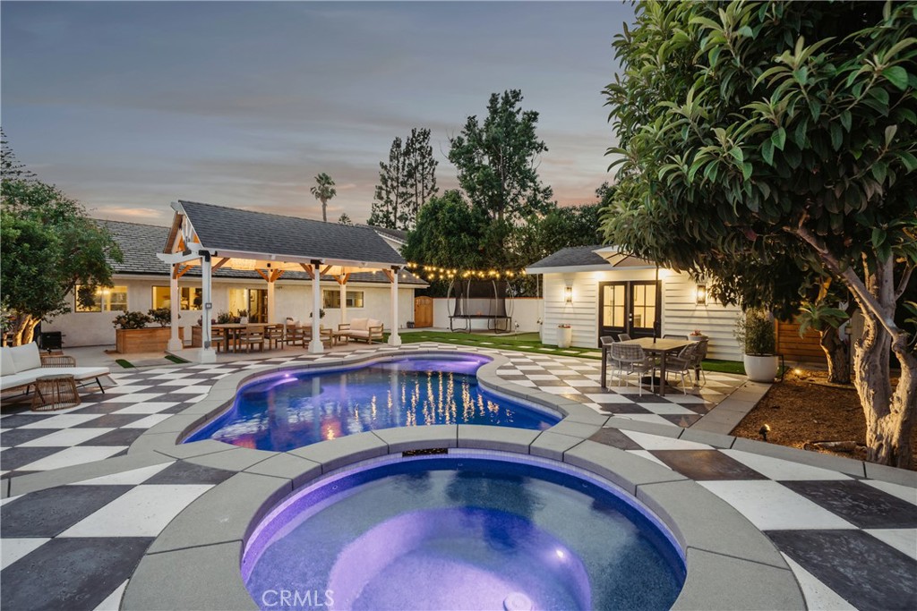 13822 Henstridge Circle