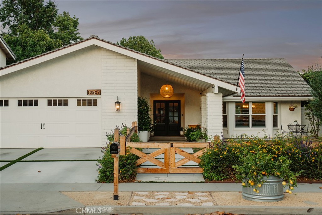 13822 Henstridge Circle