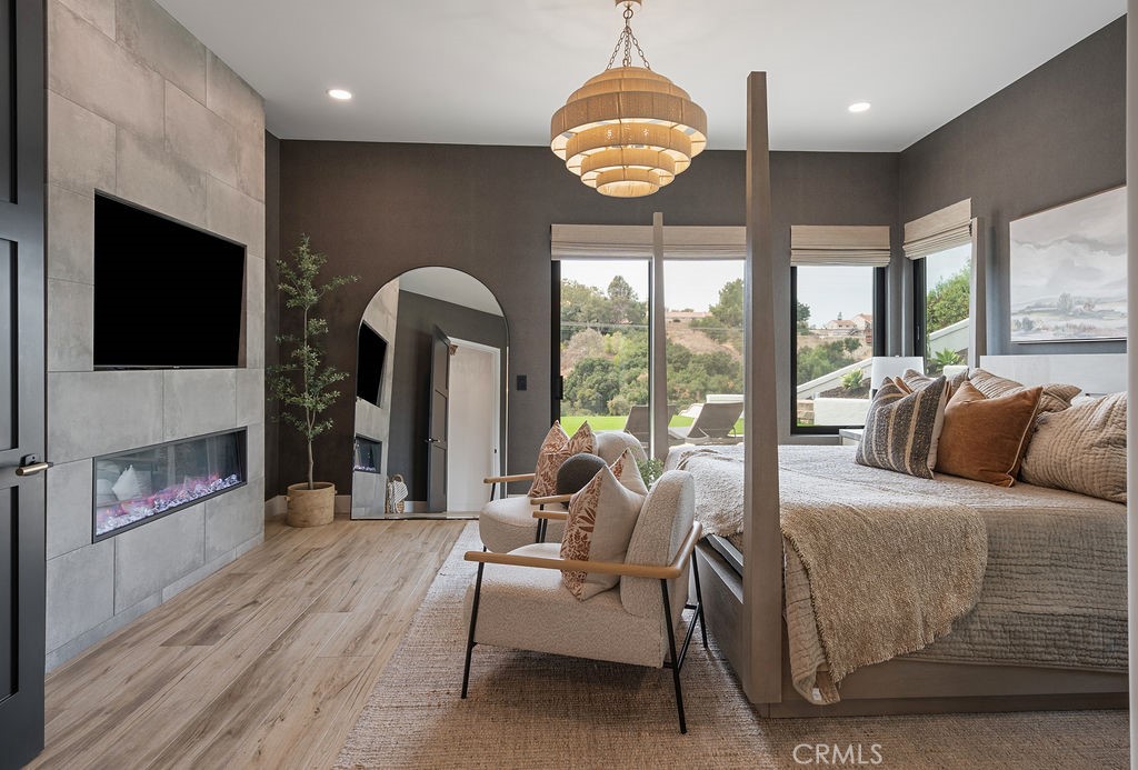 837 S Canyon Mist Lane