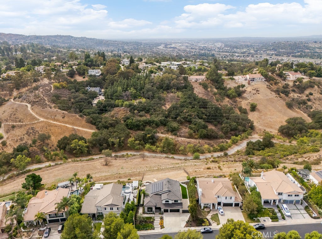 837 S Canyon Mist Lane