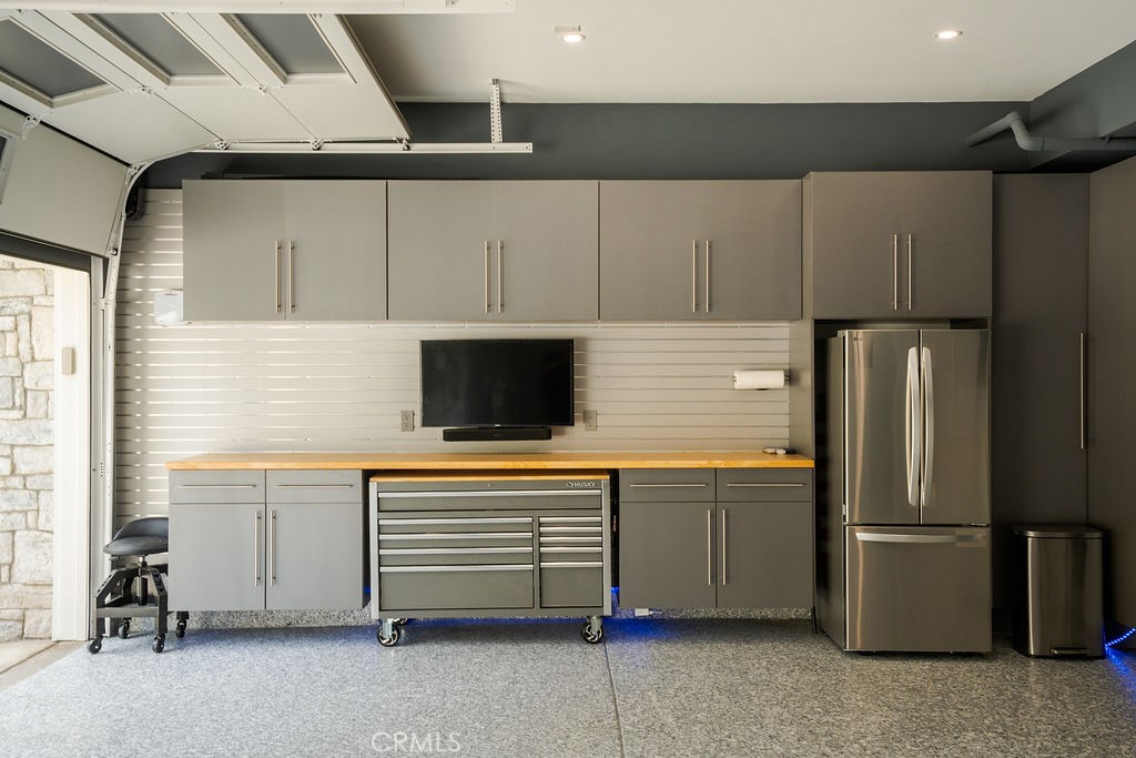 837 S Canyon Mist Lane